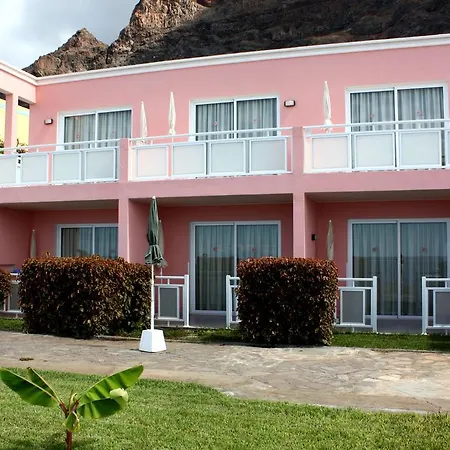 El Guirre Apartment *